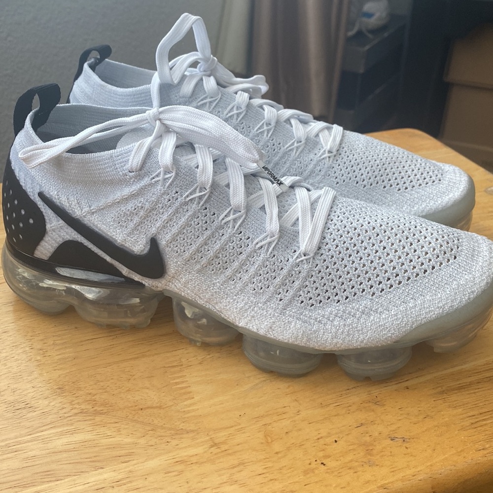 Nike Air Vapormax Flyknit 2 - White - image 4